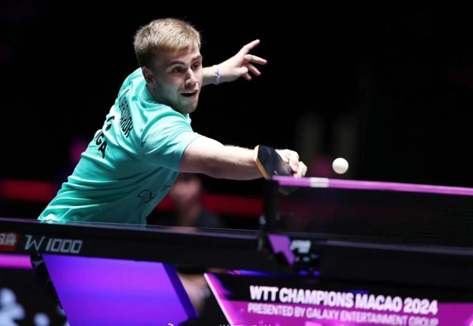 球场不光是 球场不光是