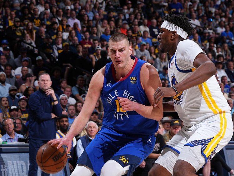 Bwipo 对争议言论表示歉意，并为 2025 年全球总决赛做准备