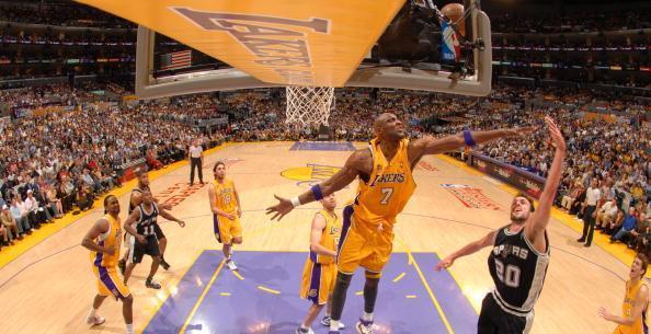 一个里程碑 一个里程碑