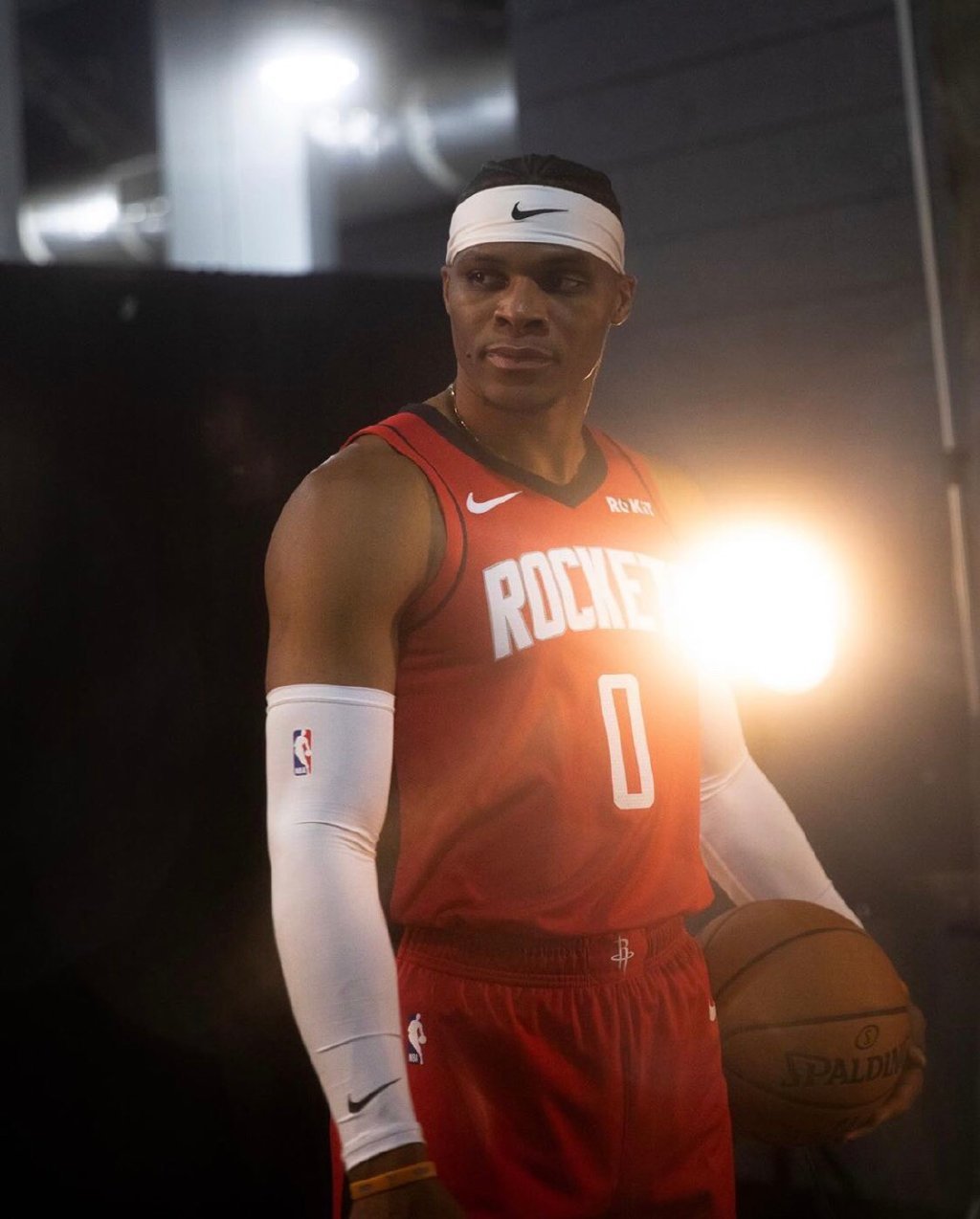 波动减小 波动减小