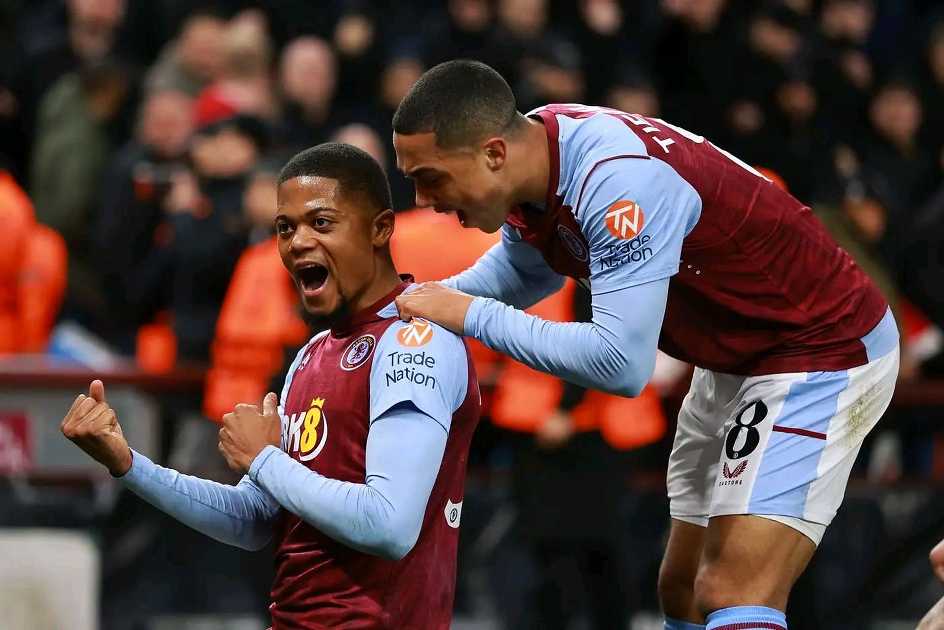 边路三角配 边路三角配